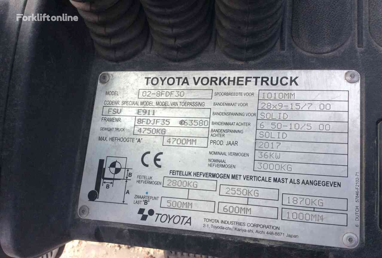 дизельный погрузчик Toyota FDF 30